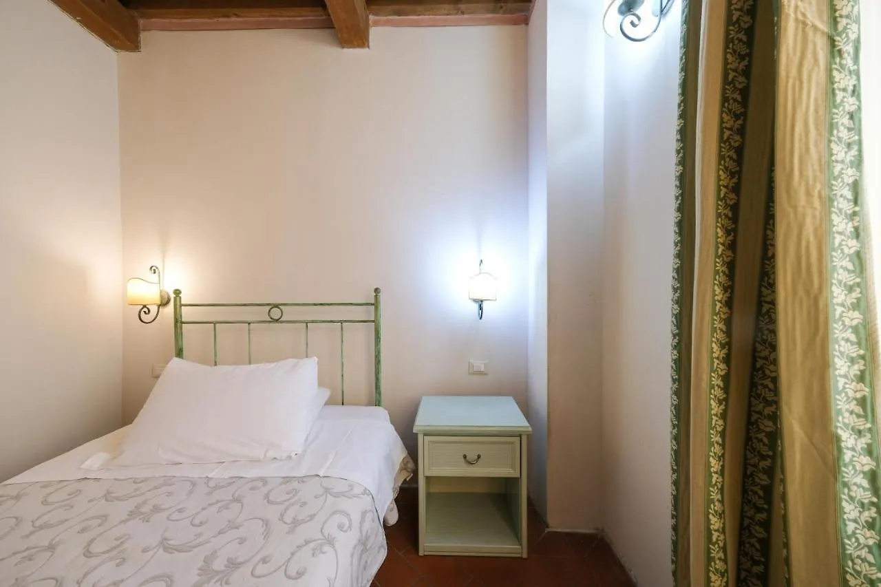 Hotel San Tommaso Pisa 2*,