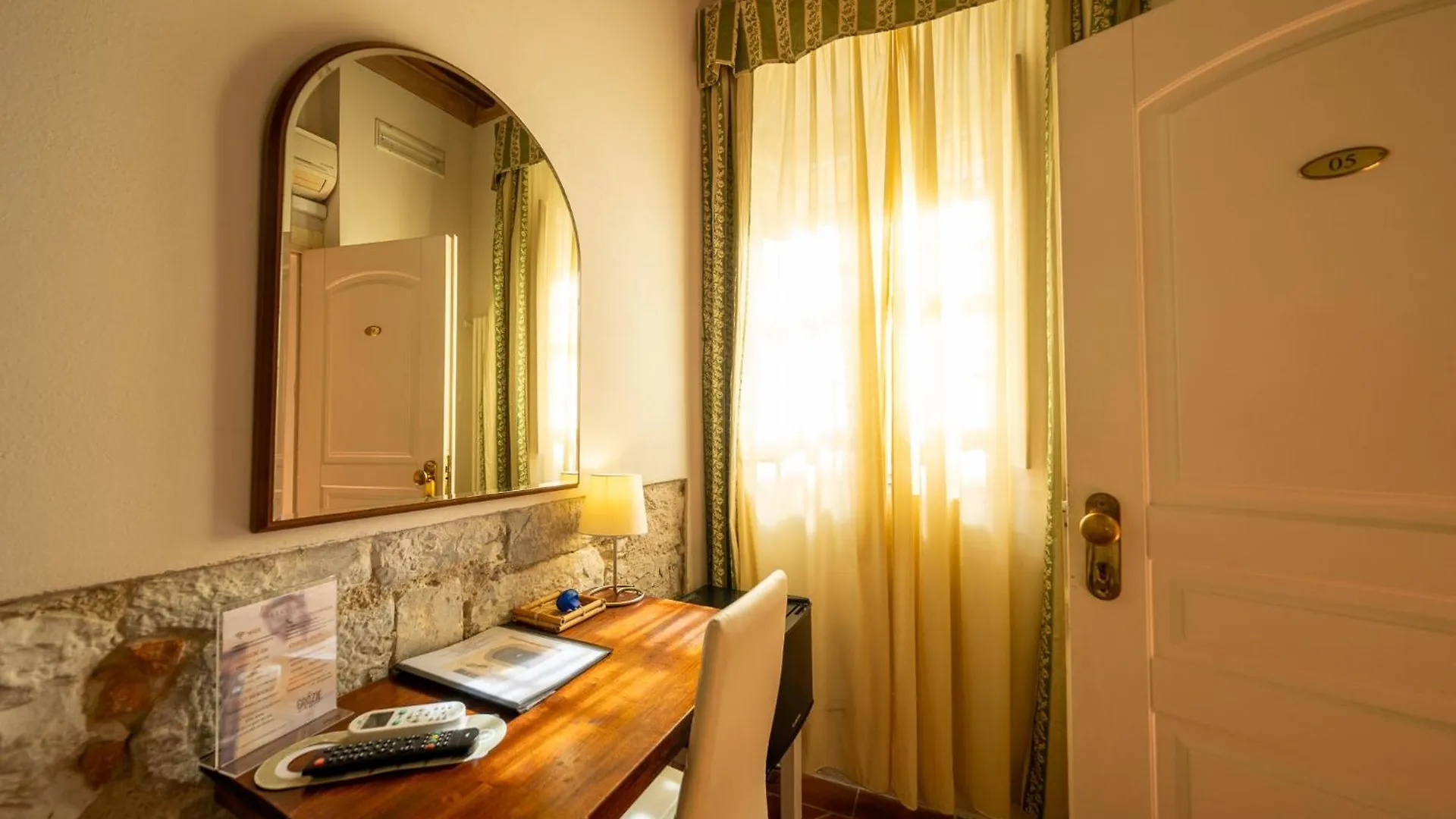 San Tommaso Hotel Pisa 2*,